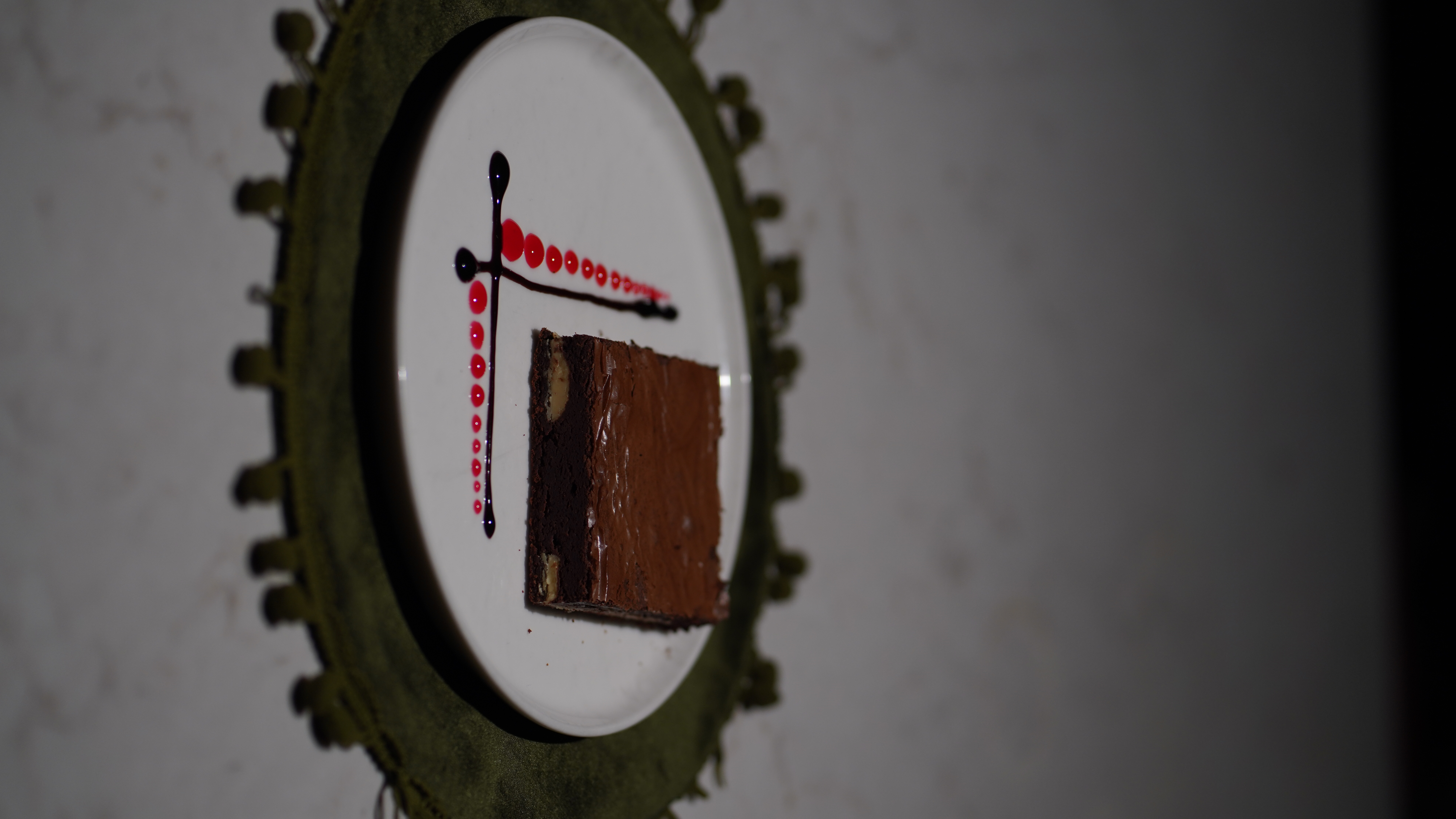 WHİTE CHOCOLATE BROWNİ